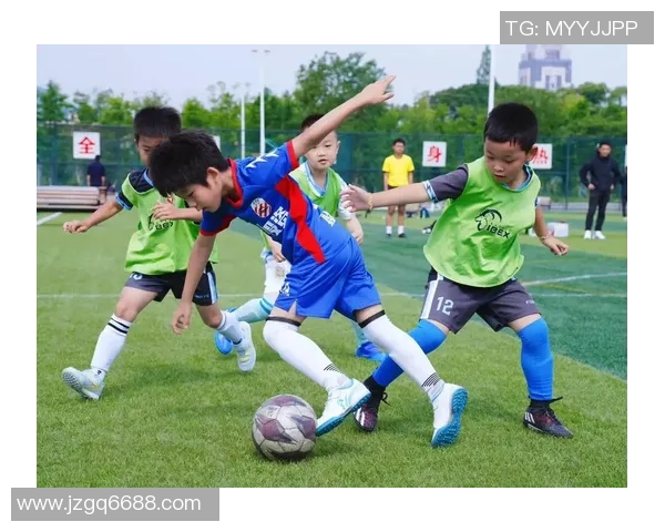 足球球星龙珠：从绿茵场到超级赛亚人的传奇之路